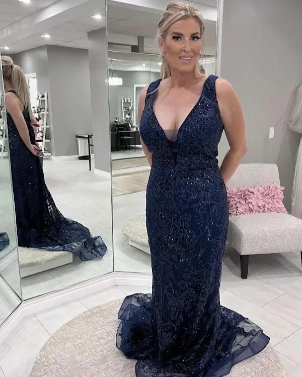 Gallery Image #slidesGrid4