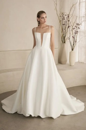 Casablanca Bridal CB - DION LE151-1 #0 default Ivory thumbnail