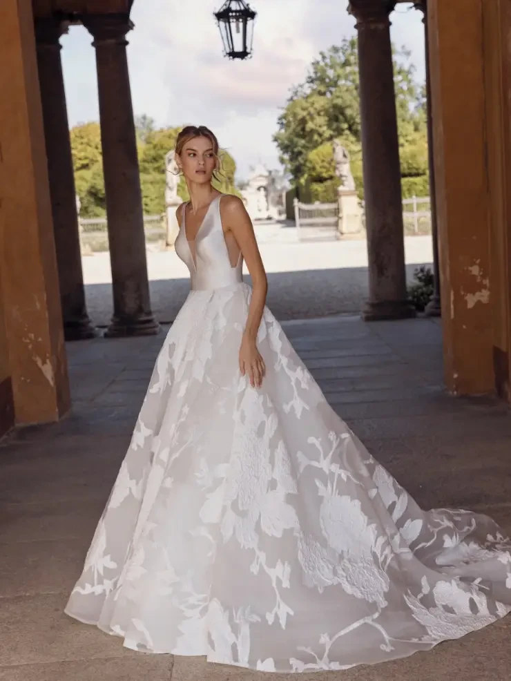 Yedyna Dominiss - Whisper Default Image